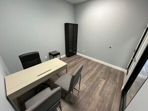 2121 S Hiawasee Rd, Orlando, FL for lease Interior Photo- Image 2 of 4