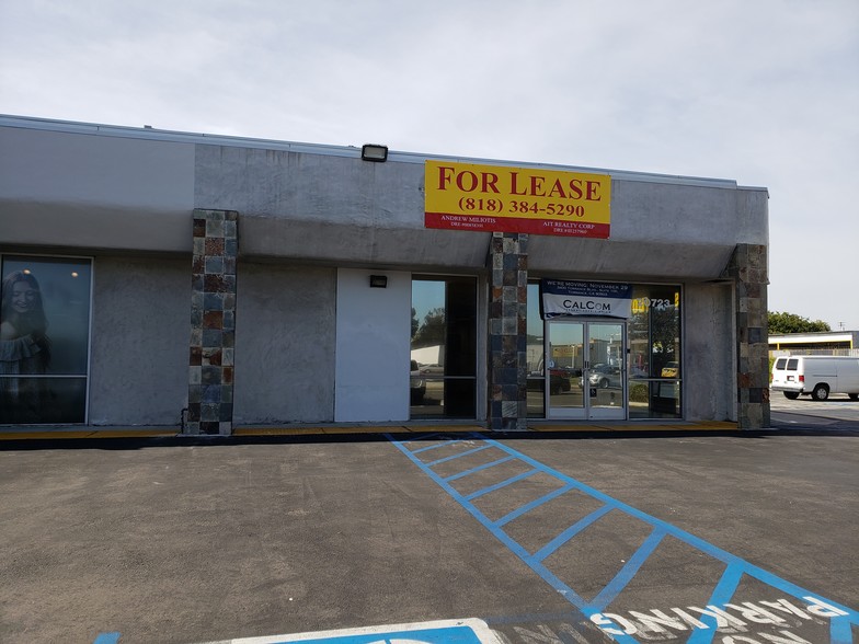 20723-20725 Hawthorne Blvd, Torrance, CA for lease - Building Photo - Image 1 of 10