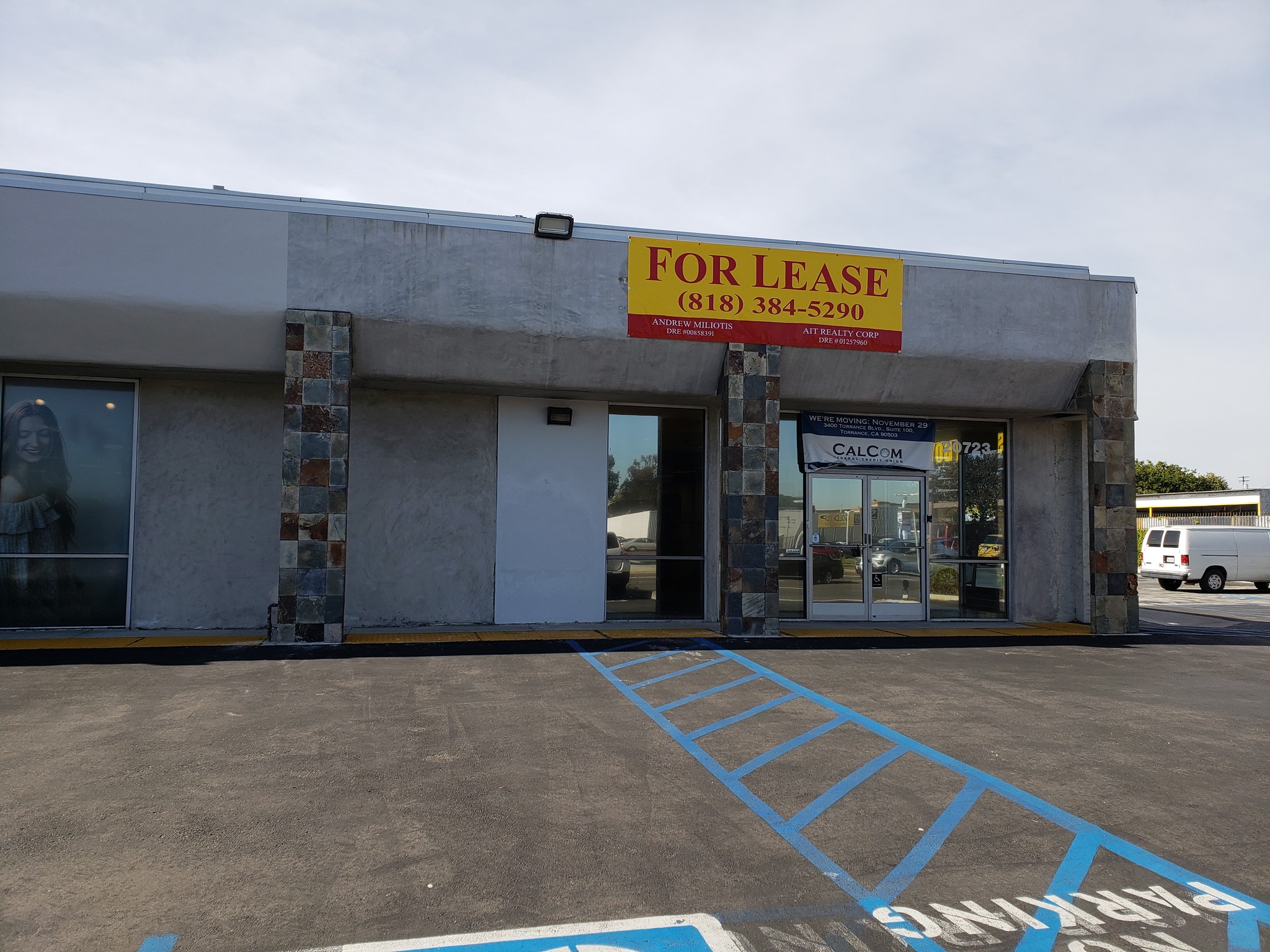 20723-20725 Hawthorne Blvd, Torrance, CA for lease Building Photo- Image 1 of 11