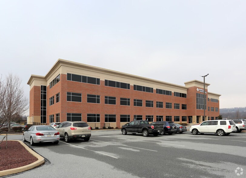 3501 Concord Rd, York, PA 17402