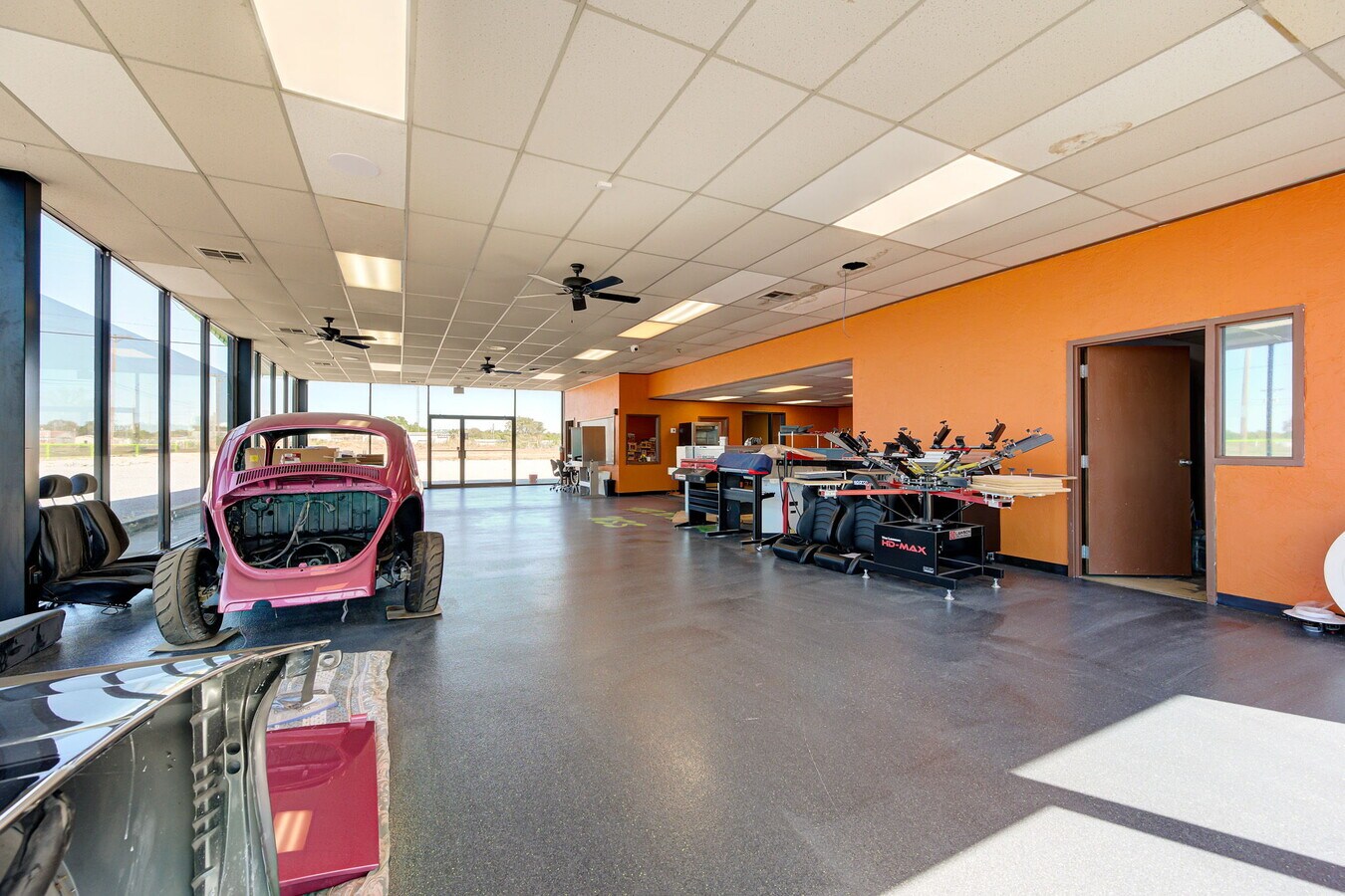 N Highway 76, Lindsay, OK 73052 Wynrock Speed Shop ( old Lindsay Ford