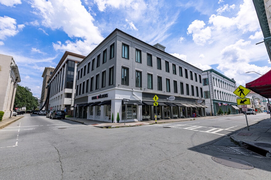 31 W congress St, Savannah, GA for lease - Building Photo - Image 2 of 4