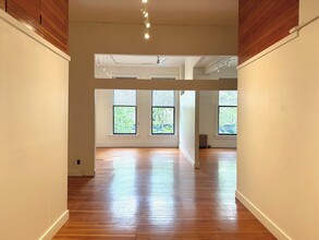 122 S Jackson St, Seattle, WA for lease Building Photo- Image 1 of 5