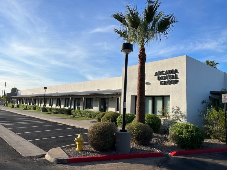 4840 E Indian School Rd, Phoenix, AZ for sale - Building Photo - Image 1 of 1