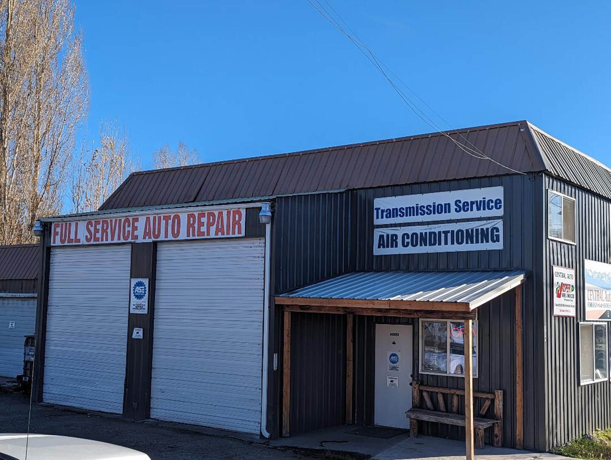 909 E Main St, Klamath Falls, OR for sale Primary Photo- Image 1 of 1