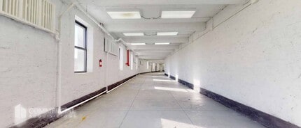 305 E 182nd St, Bronx, NY for sale Interior Photo- Image 2 of 3