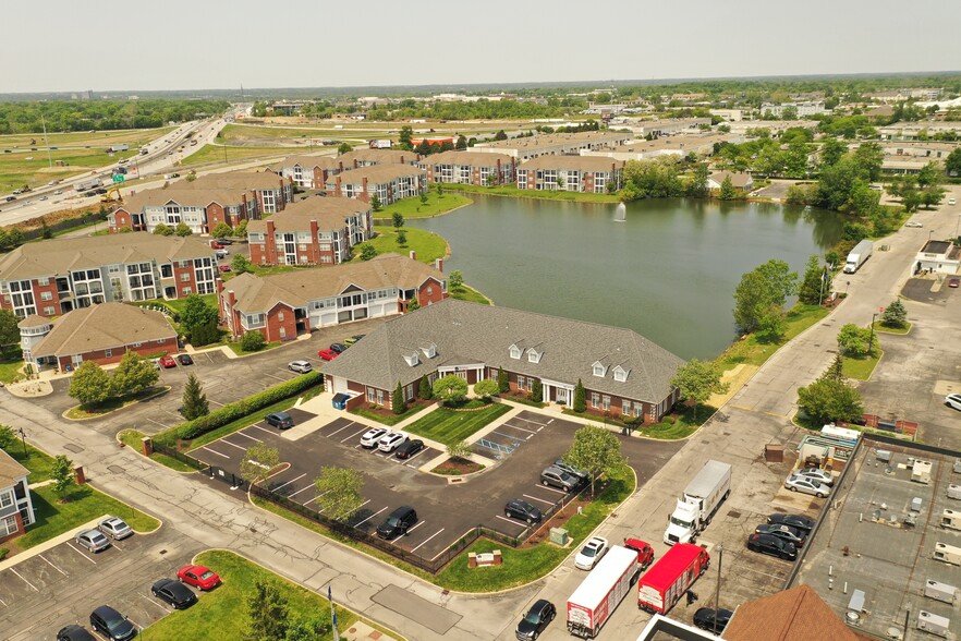 6930 Atrium Boardwalk S, Indianapolis, IN for sale - Building Photo - Image 3 of 16