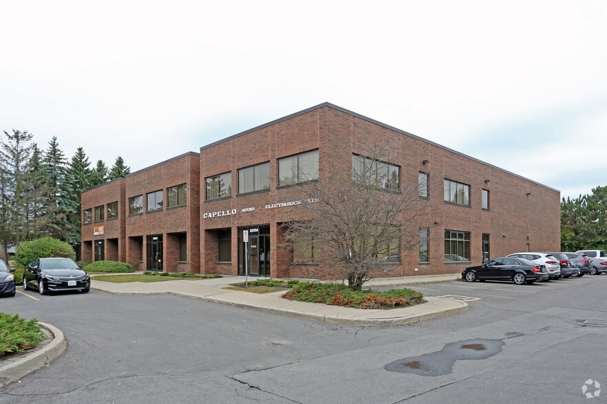 2520 St Laurent Blvd, Ottawa, ON for lease - Building Photo - Image 3 of 7