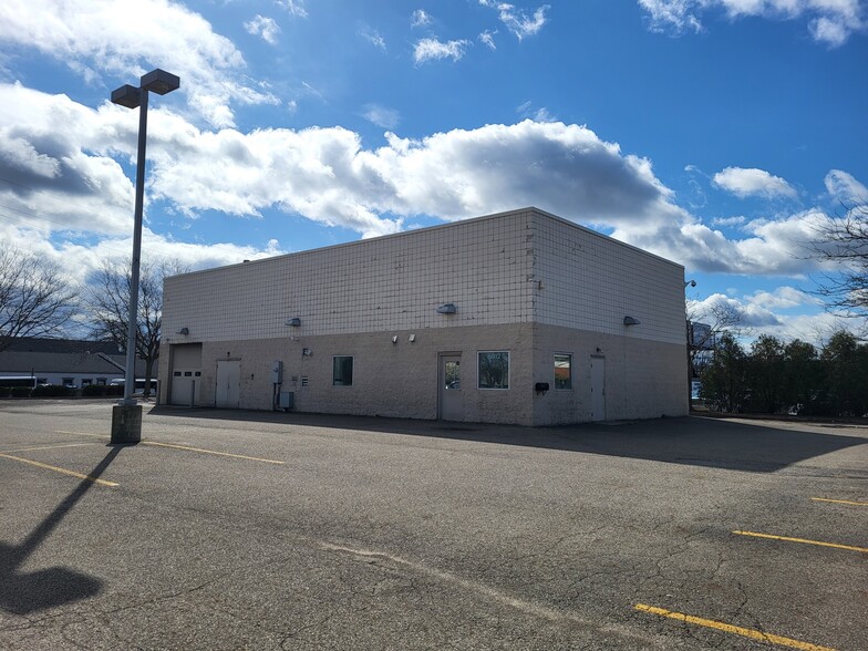 6812 Sawmill Rd, Dublin, OH for lease - Building Photo - Image 2 of 7