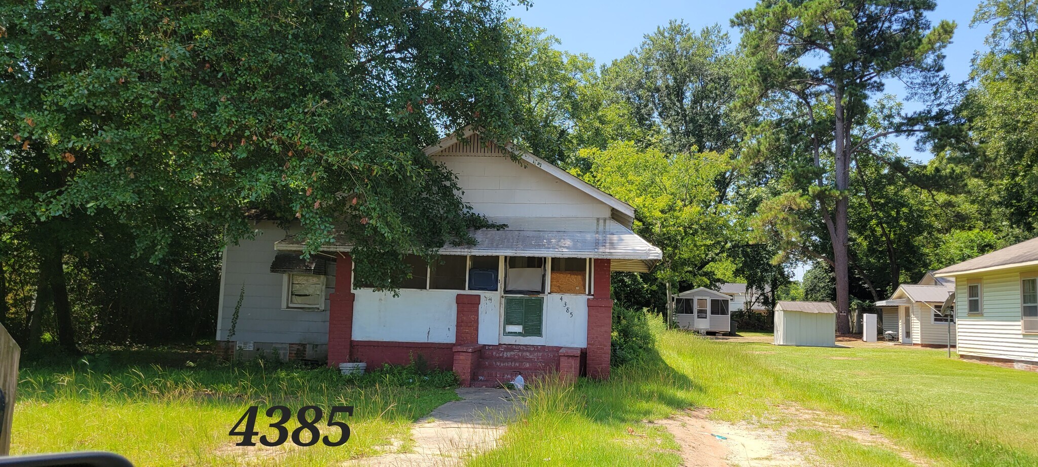 529 Villa Crest Ave, Macon-Bibb, GA for sale Primary Photo- Image 1 of 1