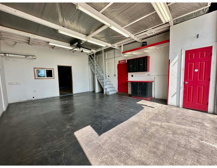 250 Greenwich Ave, Goshen, NY for lease - Interior Photo - Image 3 of 8