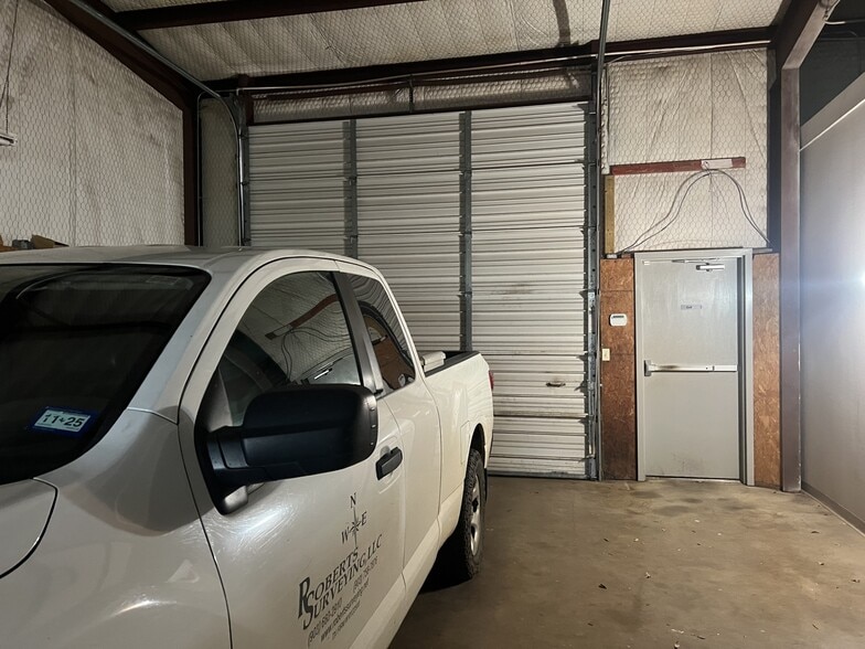 307 E Main St, Hallsville, TX for lease - Building Photo - Image 2 of 16