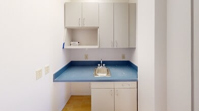 9919 Fairmount Dr SE, Calgary, AB for lease Interior Photo- Image 1 of 9