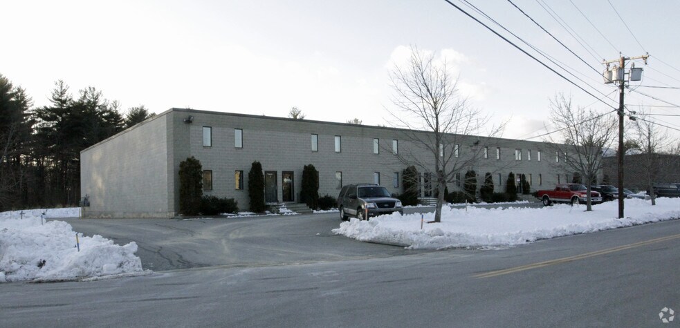 10-12 Delaware Dr, Salem, NH for sale - Primary Photo - Image 1 of 1