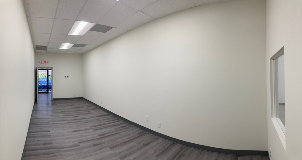 3132 Fortune Way, Wellington, FL for lease - Building Photo - Image 3 of 5