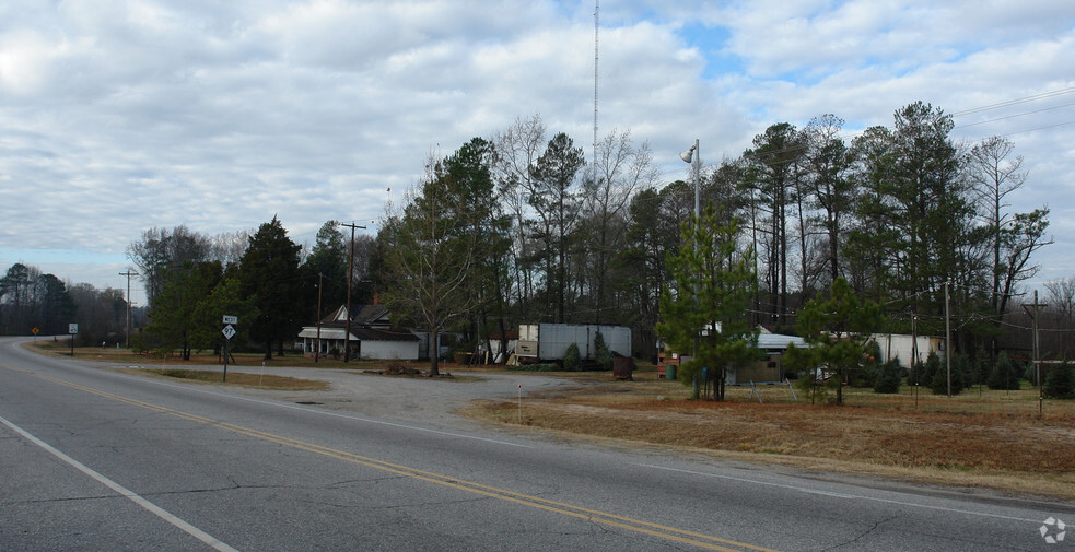 12888 E Nc-97 Hwy, Rocky Mount, NC for sale - Primary Photo - Image 2 of 2