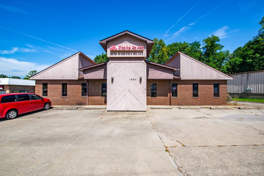 1460 N Dixie Blvd, Radcliff, KY for sale - Building Photo - Image 1 of 68