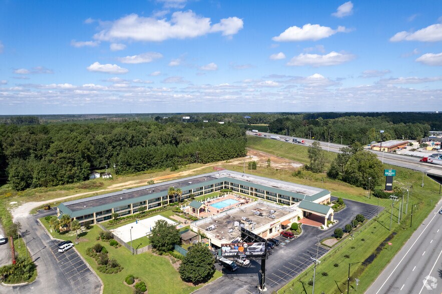 4300 Coastal Hwy US 17 South, Richmond Hill, GA for sale - Aerial - Image 2 of 6