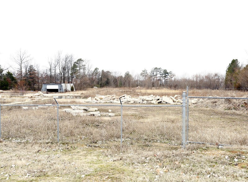 8031 Alexander Rd, Olive Branch, MS 38654