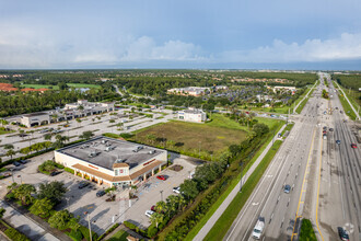 SEC Colonial Blvd & Treeline Ave, Fort Myers, FL - aerial  map view