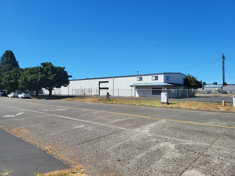 1005 Industrial Way, Longview, WA for sale - Primary Photo - Image 1 of 1