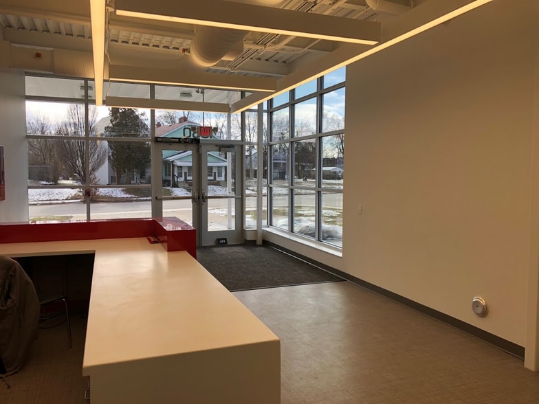 1330 Atcheson St, Columbus, OH for lease - Building Photo - Image 2 of 8