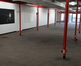 410 E 1st St S, Wright City, MO for lease Interior Photo- Image 2 of 7
