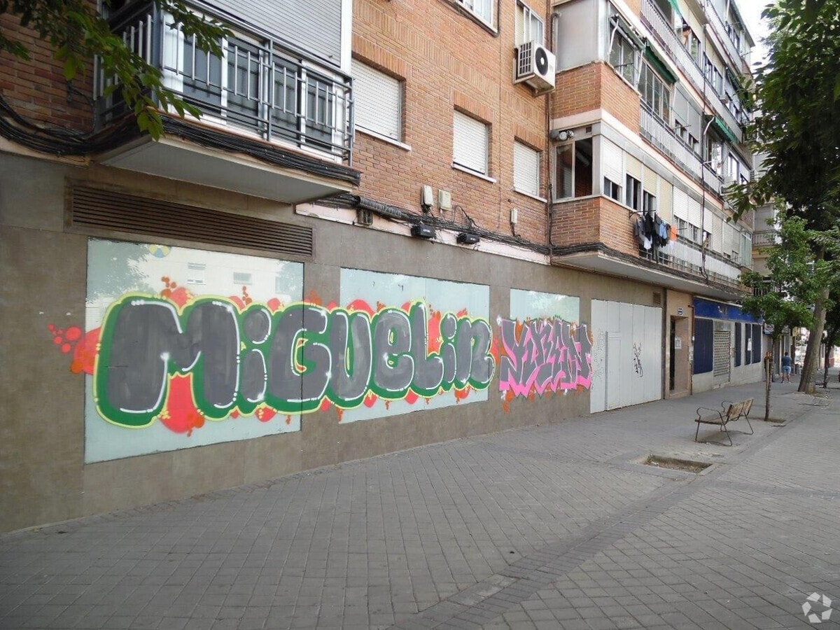 Madrid, MAD 28031 - Unit - -  - Interior Photo - Image 1 of 7