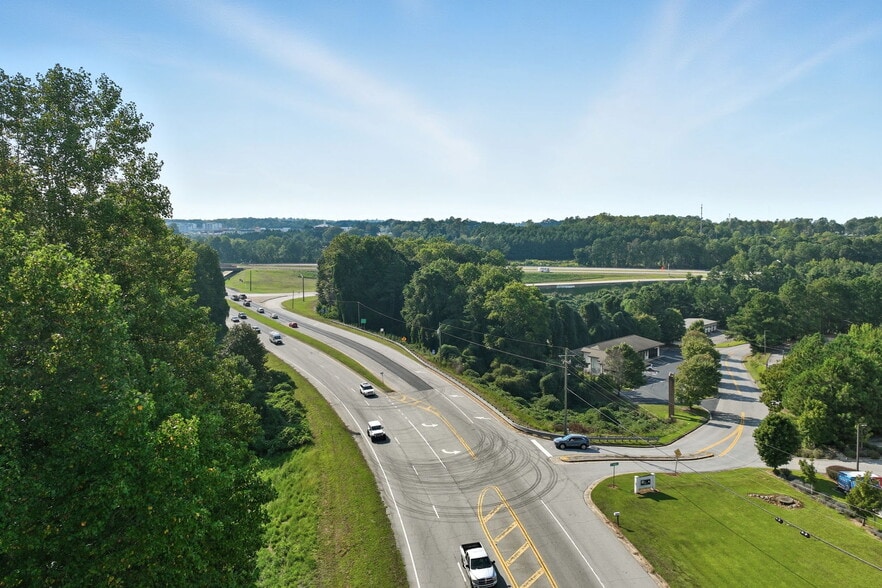2252 Jesse Jewell Pky, Gainesville, GA for sale - Aerial - Image 3 of 13