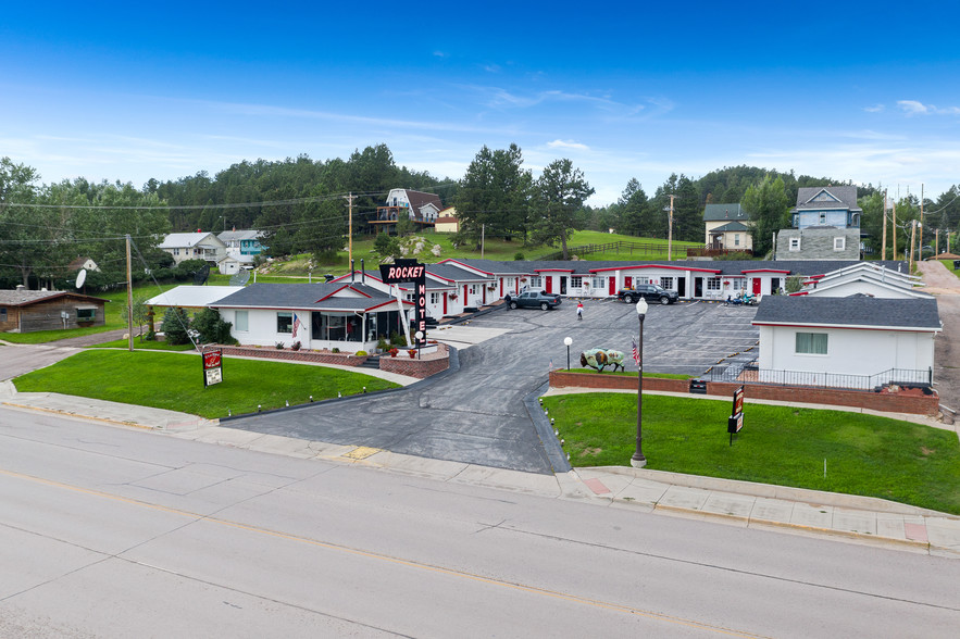 211 Mount Rushmore Rd, Custer, SD for sale - Primary Photo - Image 1 of 1