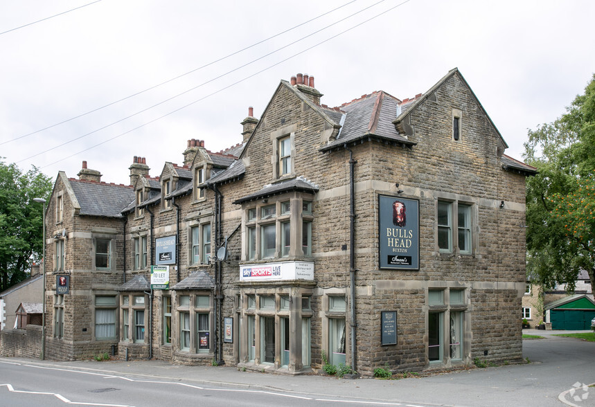 The Bulls Head, Fairfield Rd, Buxton for sale - Primary Photo - Image 1 of 1