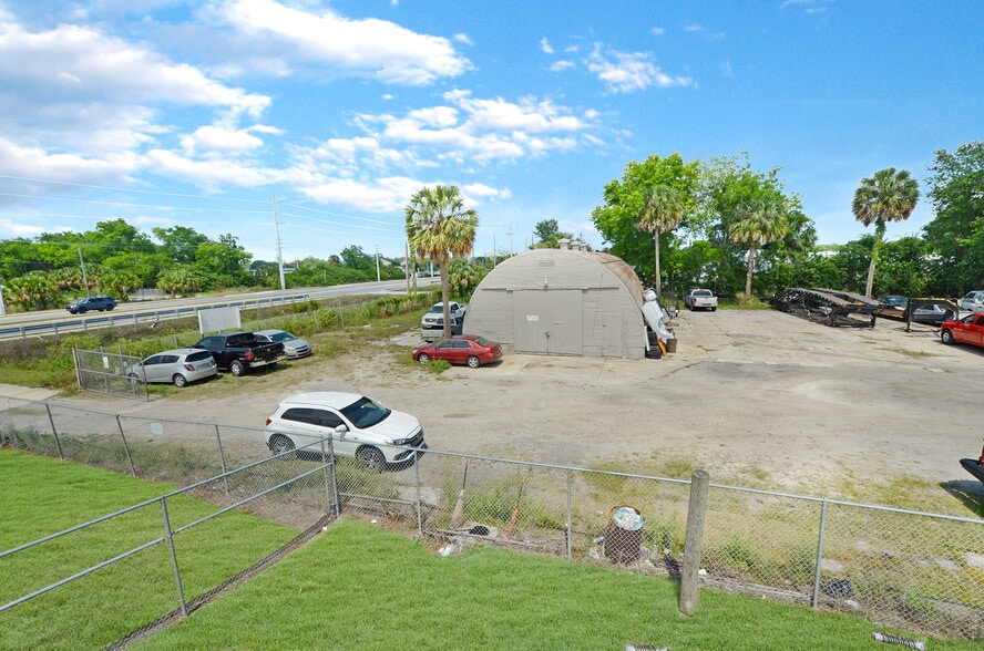 3885 E SR 46, Sanford, FL for lease - Building Photo - Image 3 of 12