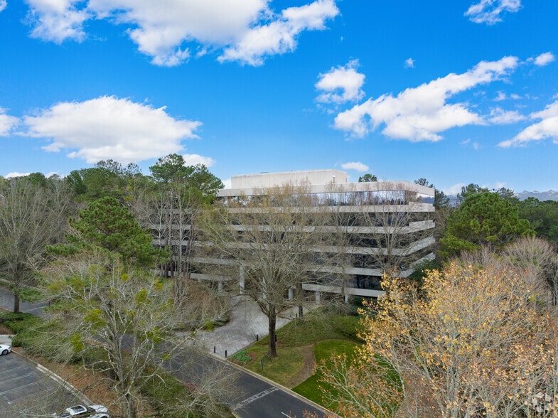 22 Inverness Center Pky, Birmingham, AL for lease - Primary Photo - Image 1 of 7