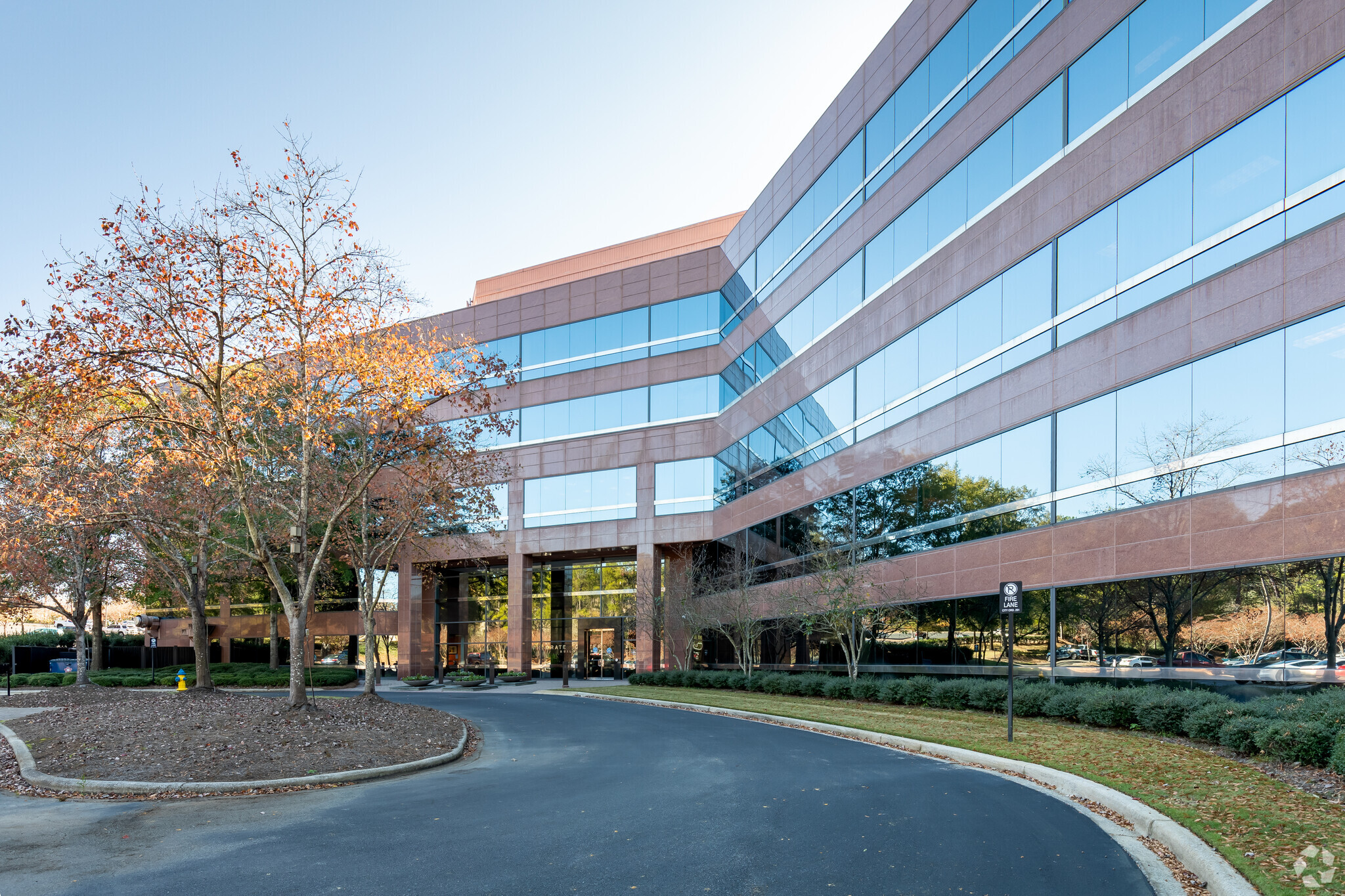 1 Chase Corporate Dr, Hoover, AL 35244 - Chase Corporate Center | LoopNet