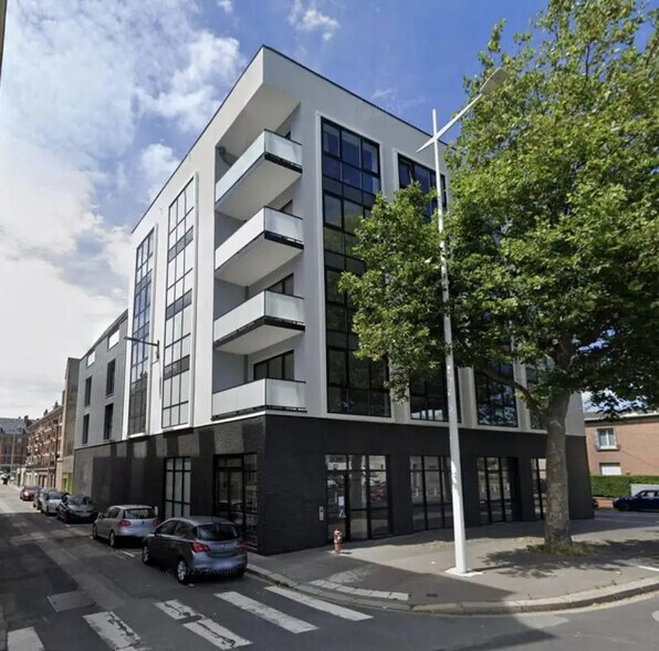 Office in Le Havre for lease - Building Photo - Image 1 of 8