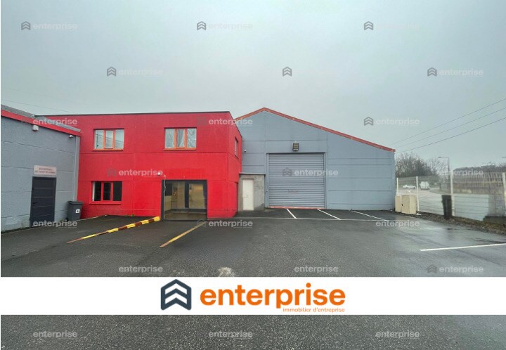 Flex in Roubaix for sale Building Photo- Image 1 of 9