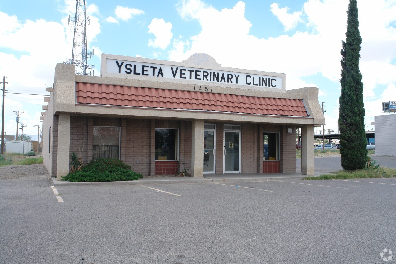 1251 N Zaragosa Rd, El Paso, TX 79907