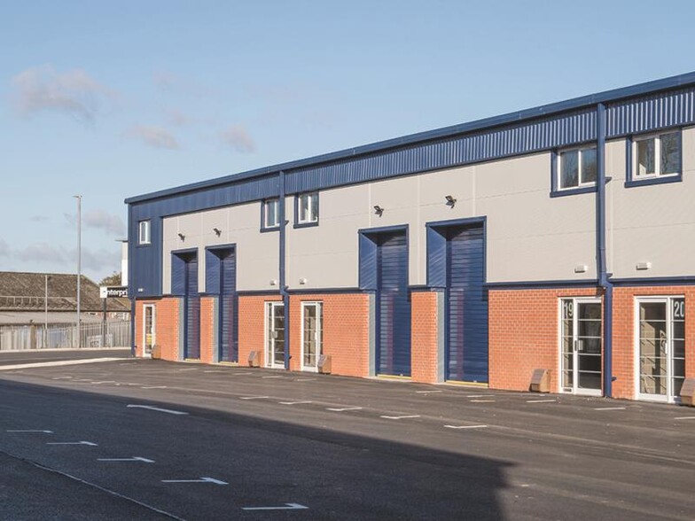 Challenger Way, Yeovil for lease - Building Photo - Image 1 of 4