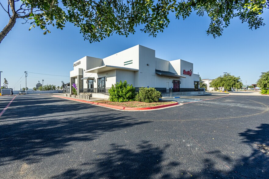 2331 Endeavor, Laredo, TX 78041 Retail for Sale