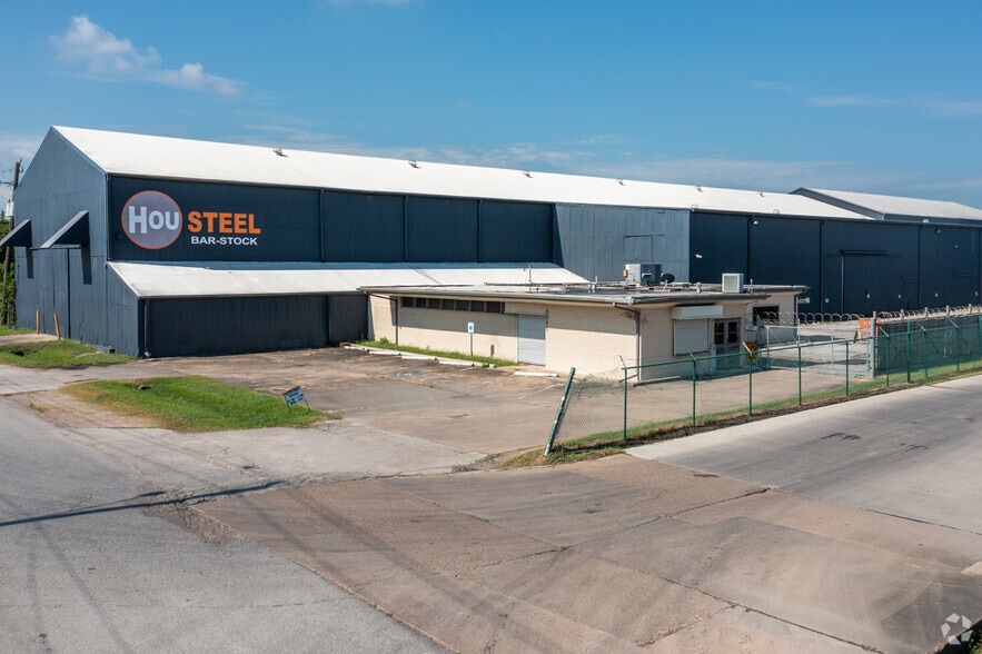 2075 Afton St, Houston, TX for lease - Primary Photo - Image 2 of 5