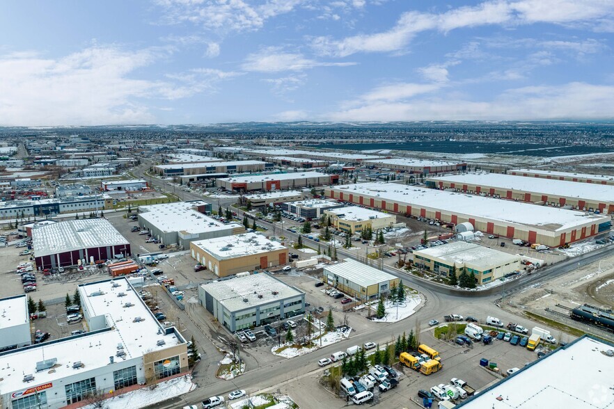 4351 104th Ave SE, Calgary, AB for sale - Aerial - Image 3 of 14