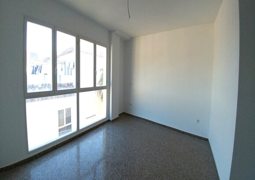 Retail in Mislata for sale - Building Photo - Image 3 of 10