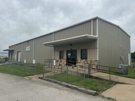 1119 Industrial Blvd, Brenham TX - Warehouse