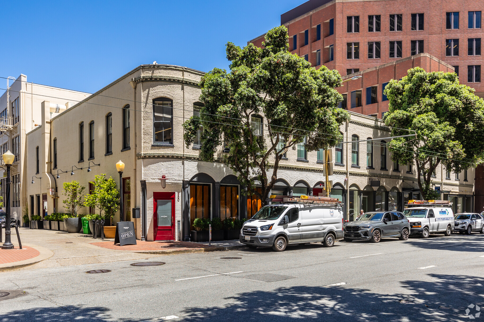 520-550 Washington St, San Francisco, CA for lease Building Photo- Image 1 of 12