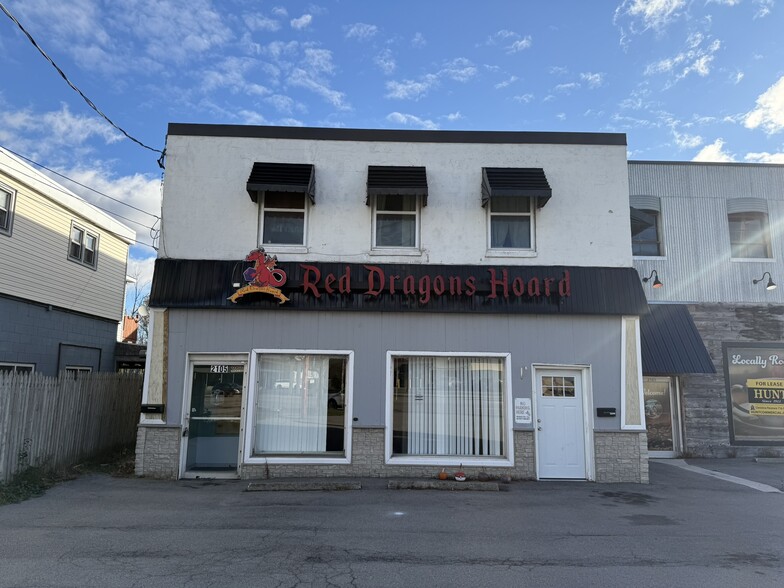 2105 Military Rd, Niagara Falls, NY for lease - Building Photo - Image 2 of 12