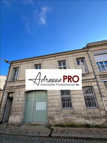 Office in Bordeaux for sale - Building Photo - Image 1 of 2