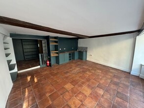 30 High St, Blakeney for lease Interior Photo- Image 2 of 4