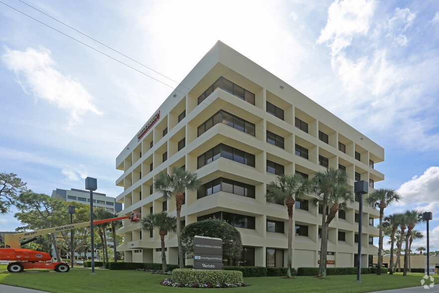 4440 PGA Blvd, Palm Beach Gardens, FL for lease - Building Photo - Image 2 of 26