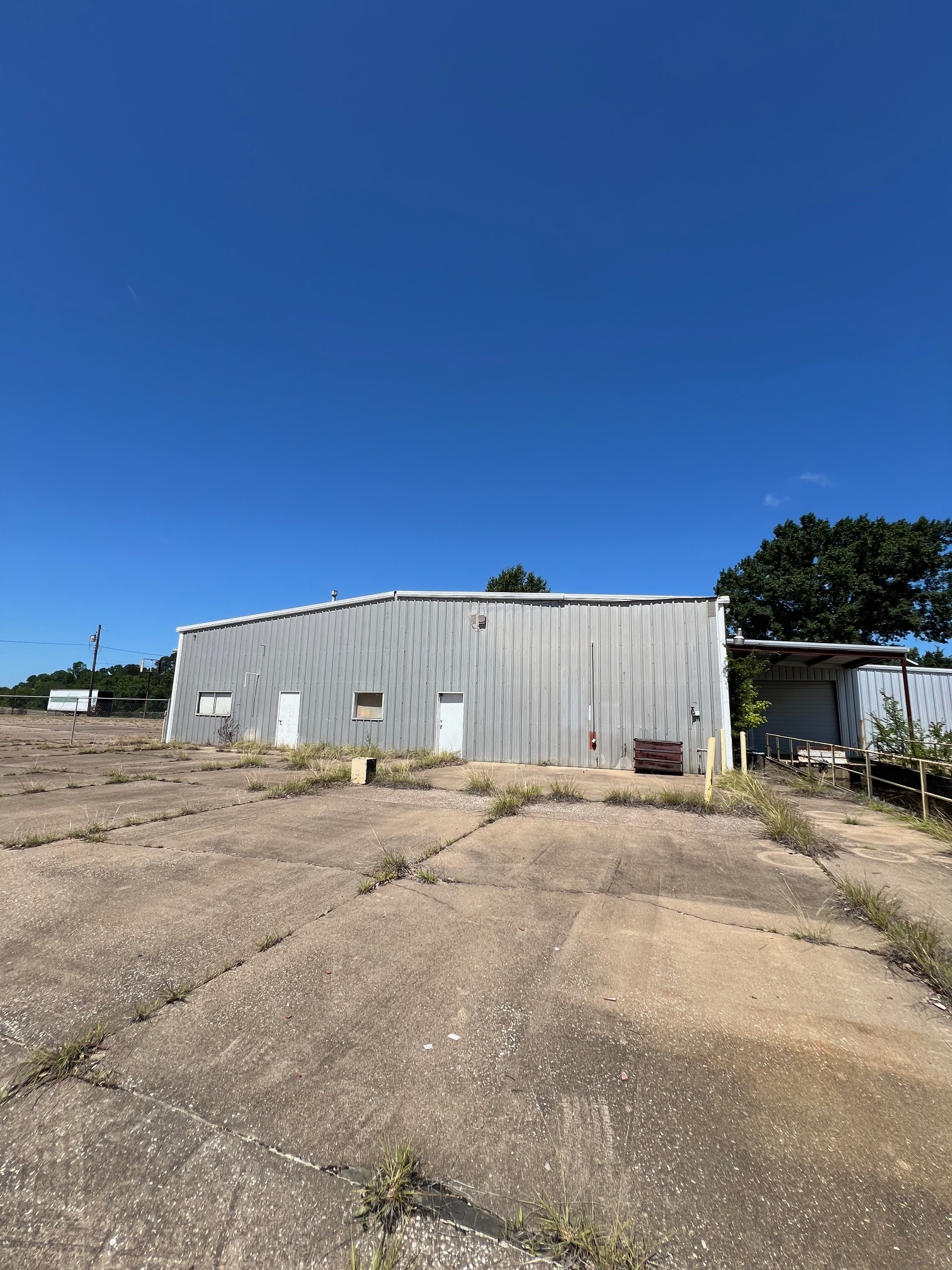 2300 US-259 BUS, Kilgore, TX for lease Building Photo- Image 1 of 29