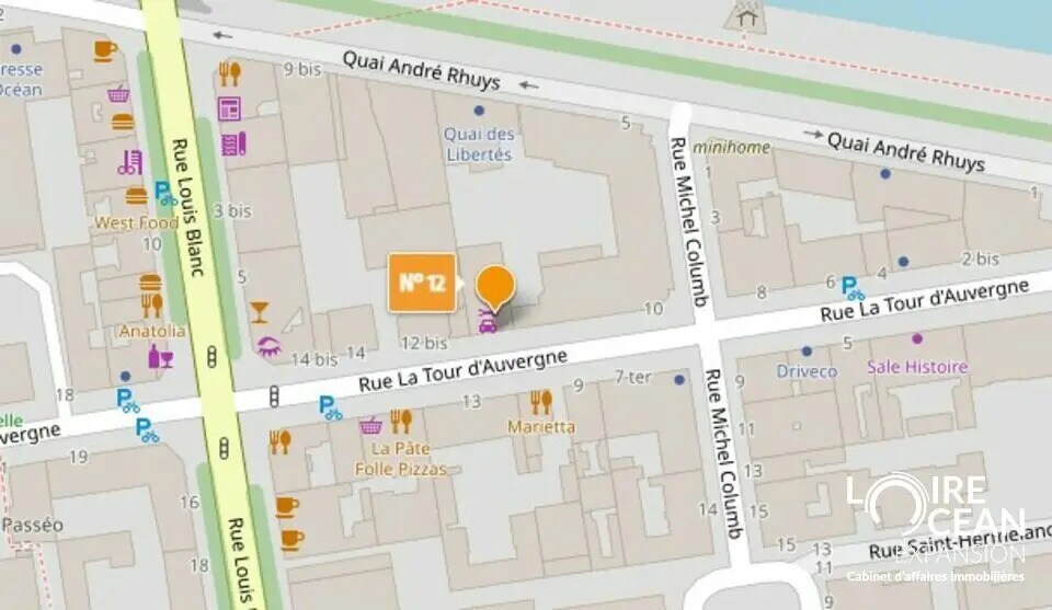 Retail in Nantes for lease - Building Photo - Image 3 of 4